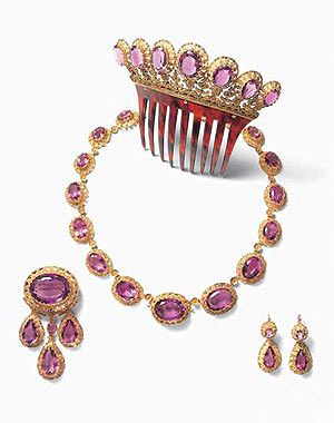 Cartier经典珠宝系列 尽显奢华高贵魅力