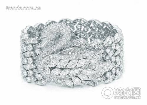 腕表上:令人尖叫的克拉数